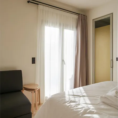 Mooeve Sokratous * Athens